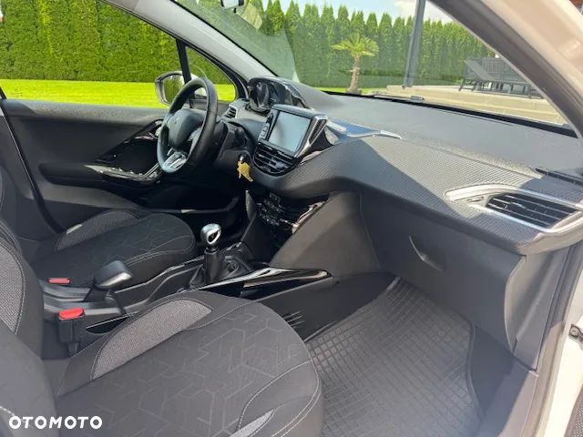 Peugeot 2008 - 21