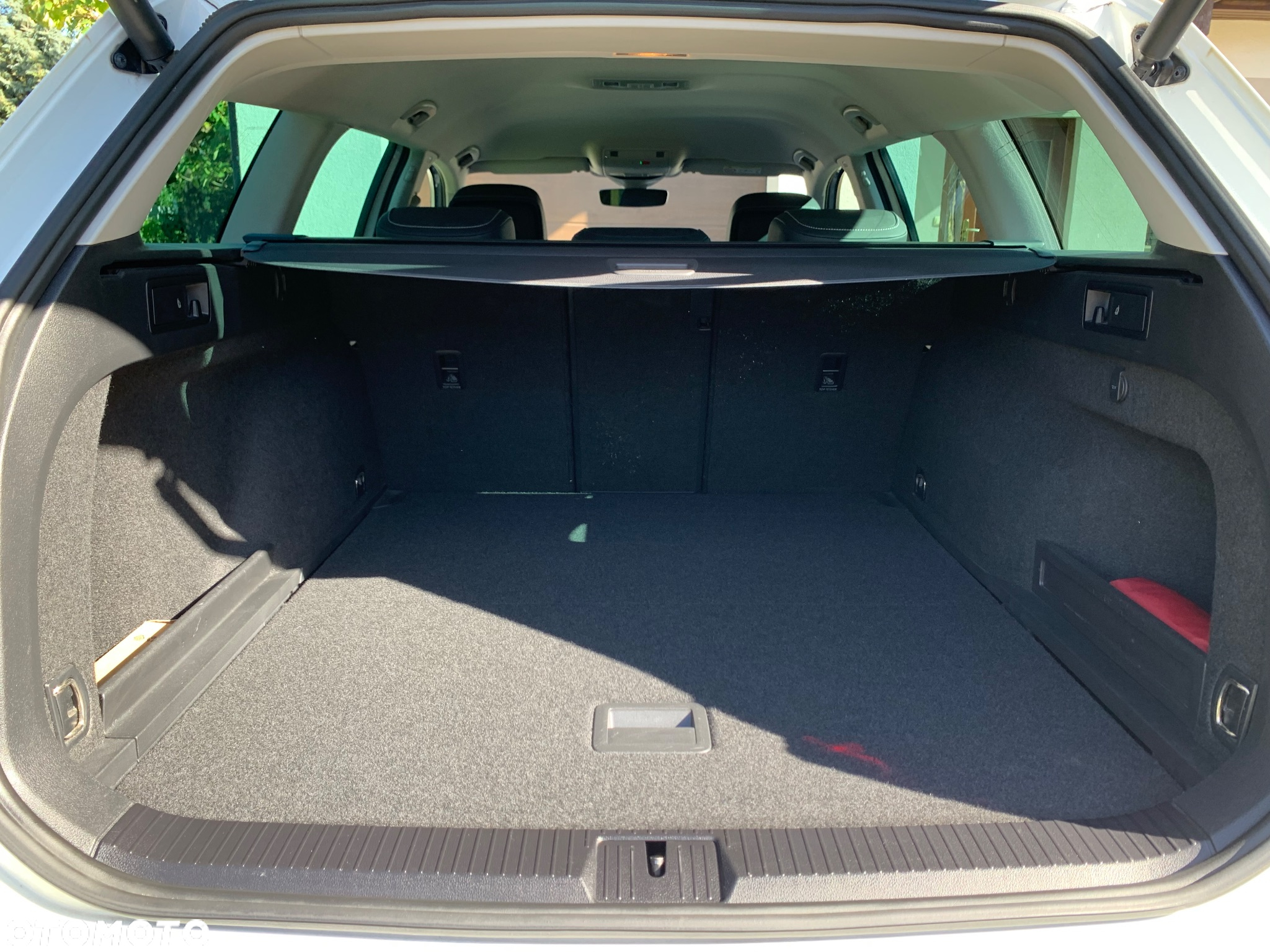 Volkswagen Passat 1.5 TSI EVO Elegance DSG - 24