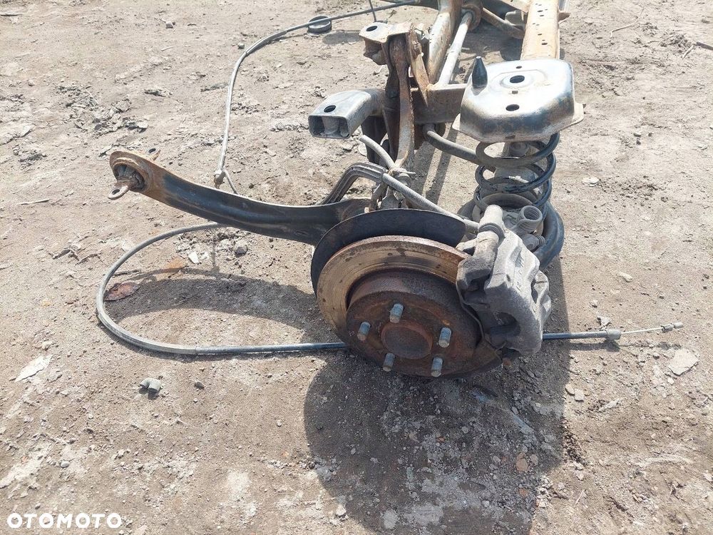 KOMPLETNE ZAWIESZENIE BELKA SANKI TYŁ FORD C-MAX I 03-10r - 4