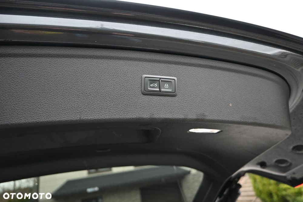 Audi Q5 35 TDI S tronic sport - 38