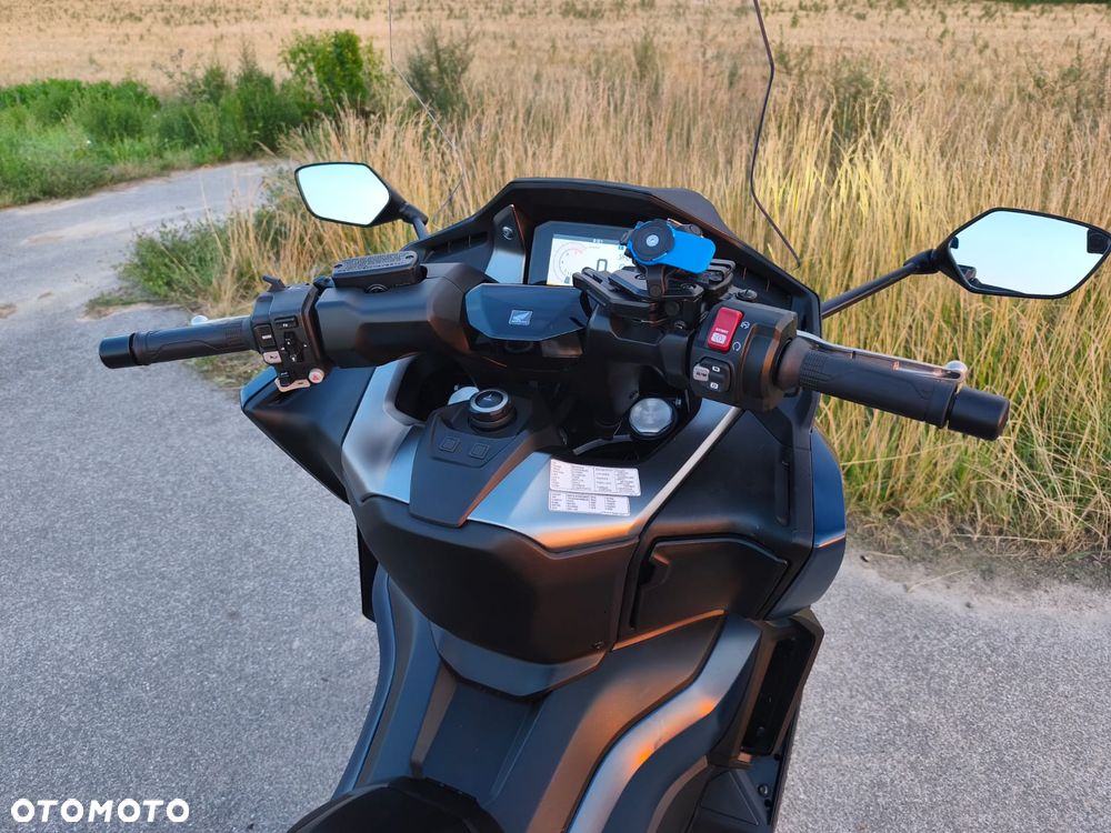 Honda NSS - 22