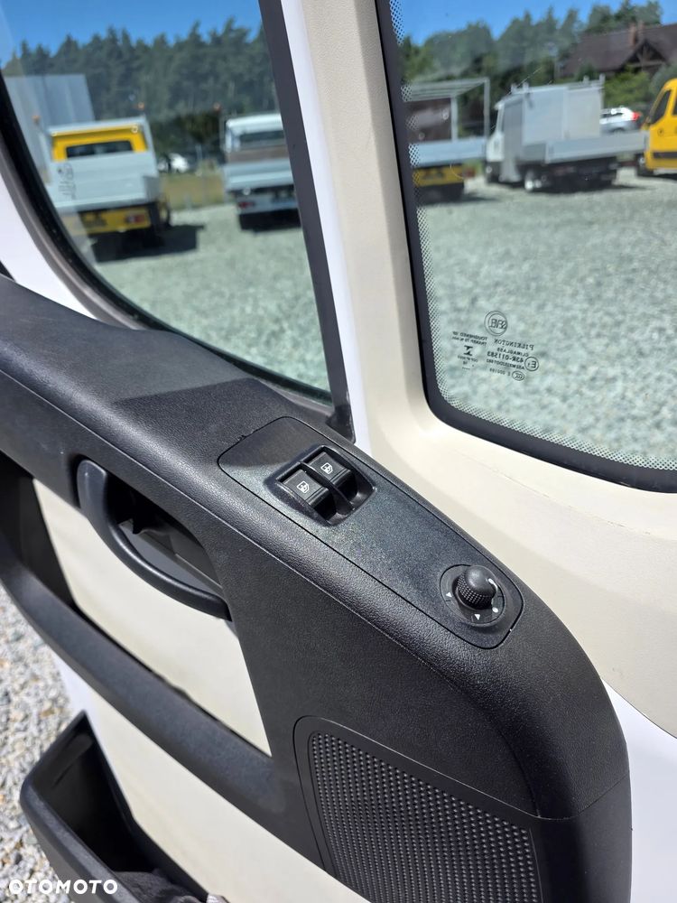 Fiat DUCATO 2,3 MJT 150 KONNY KONTENER 4,2M WINDA KLIMA KAMERA MAX 16 KOŁA 264TKM PRZEBIEGU GWARANCJA - 17