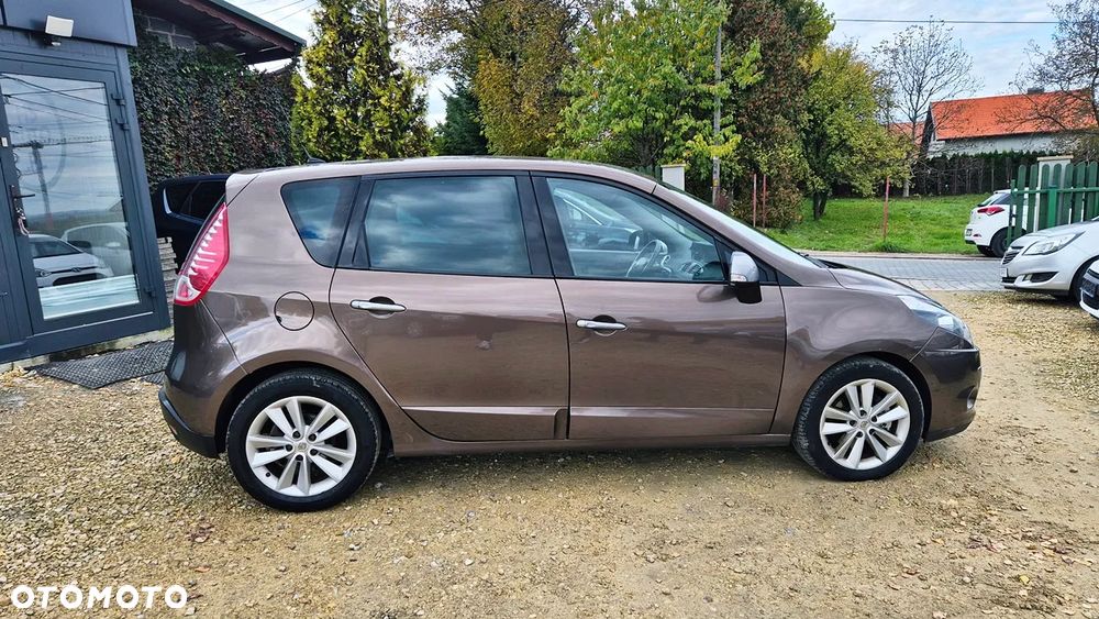 Renault Scenic 1.6 16V 110 TomTom Edition - 12