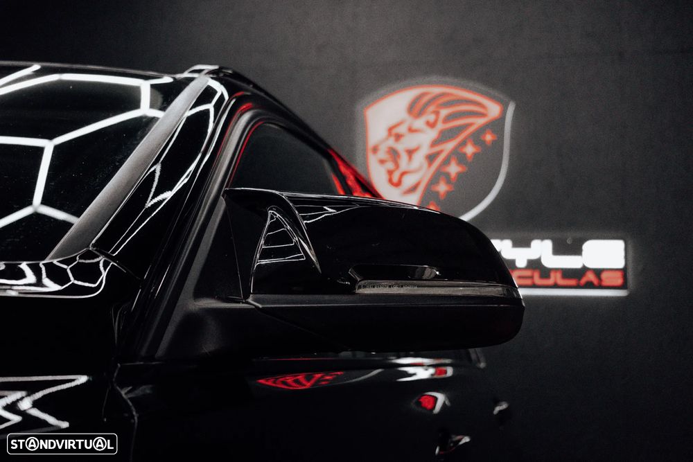 BMW 318 d Sport - 12