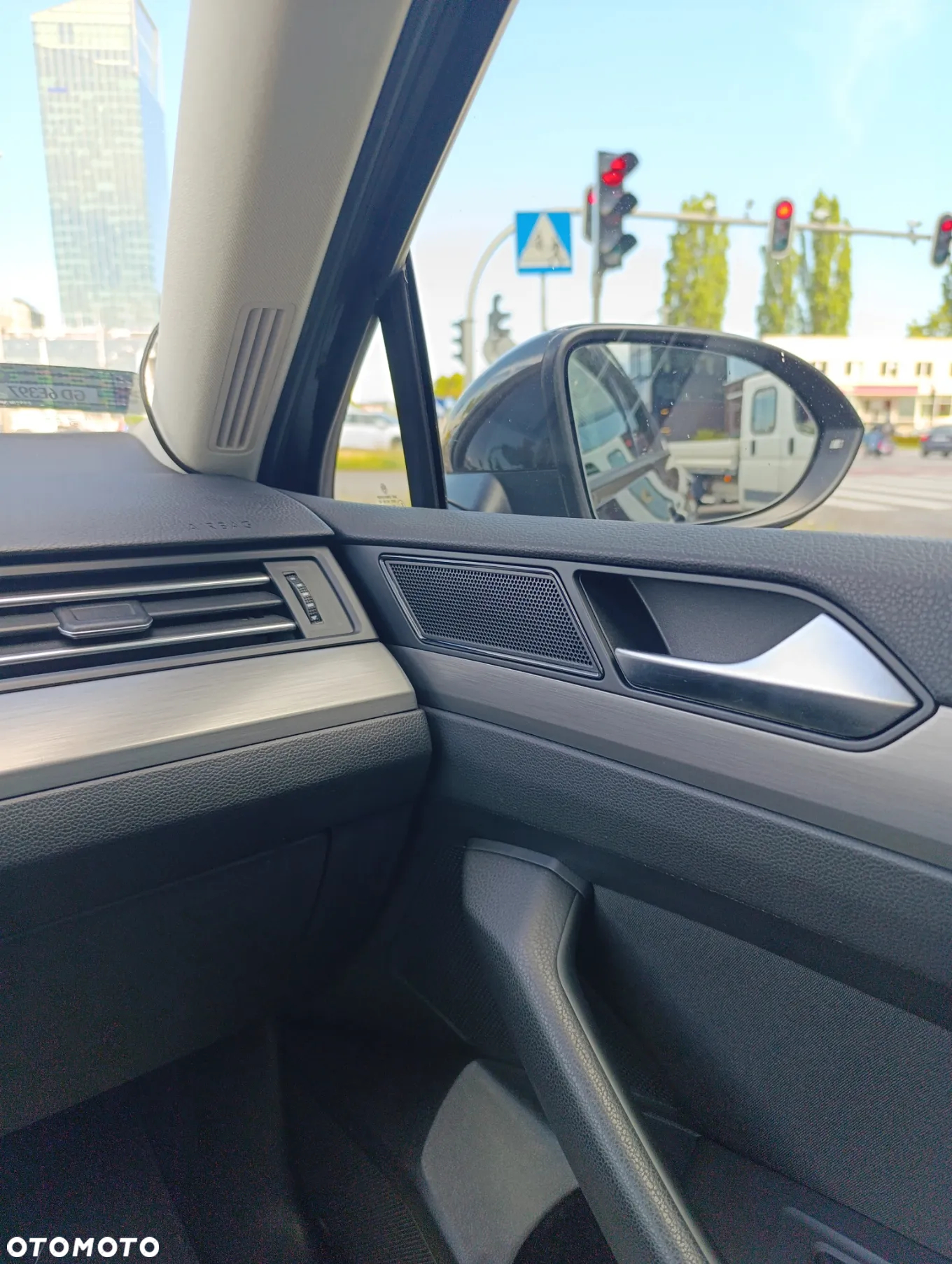 Volkswagen Passat 1.6 TDI BMT Trendline - 8