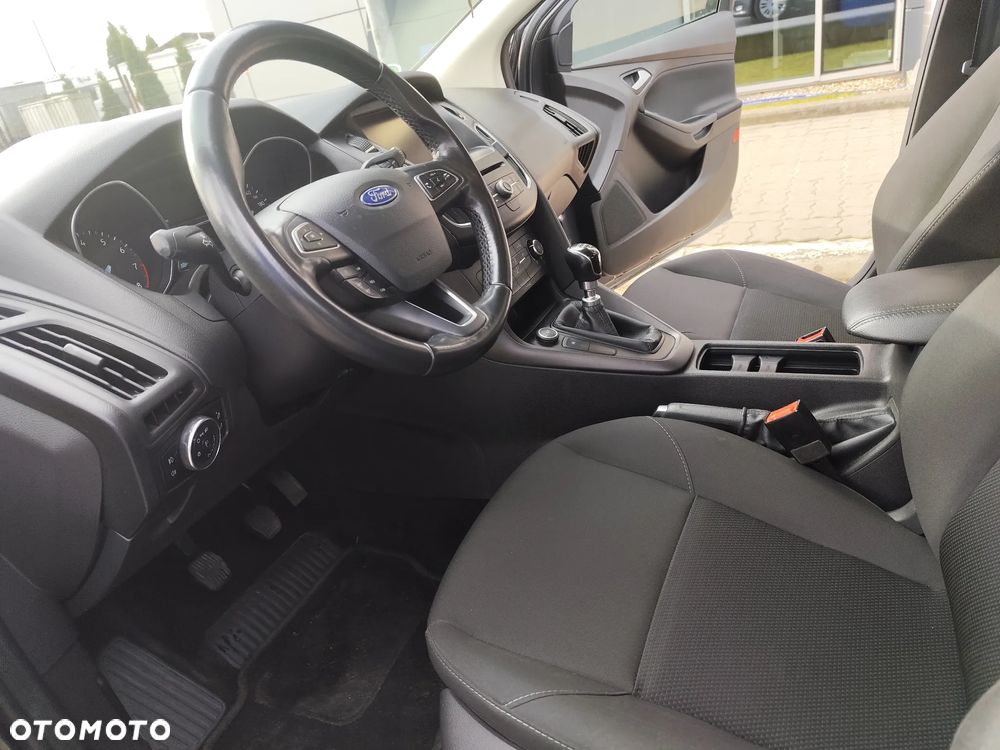 Ford Focus - 9