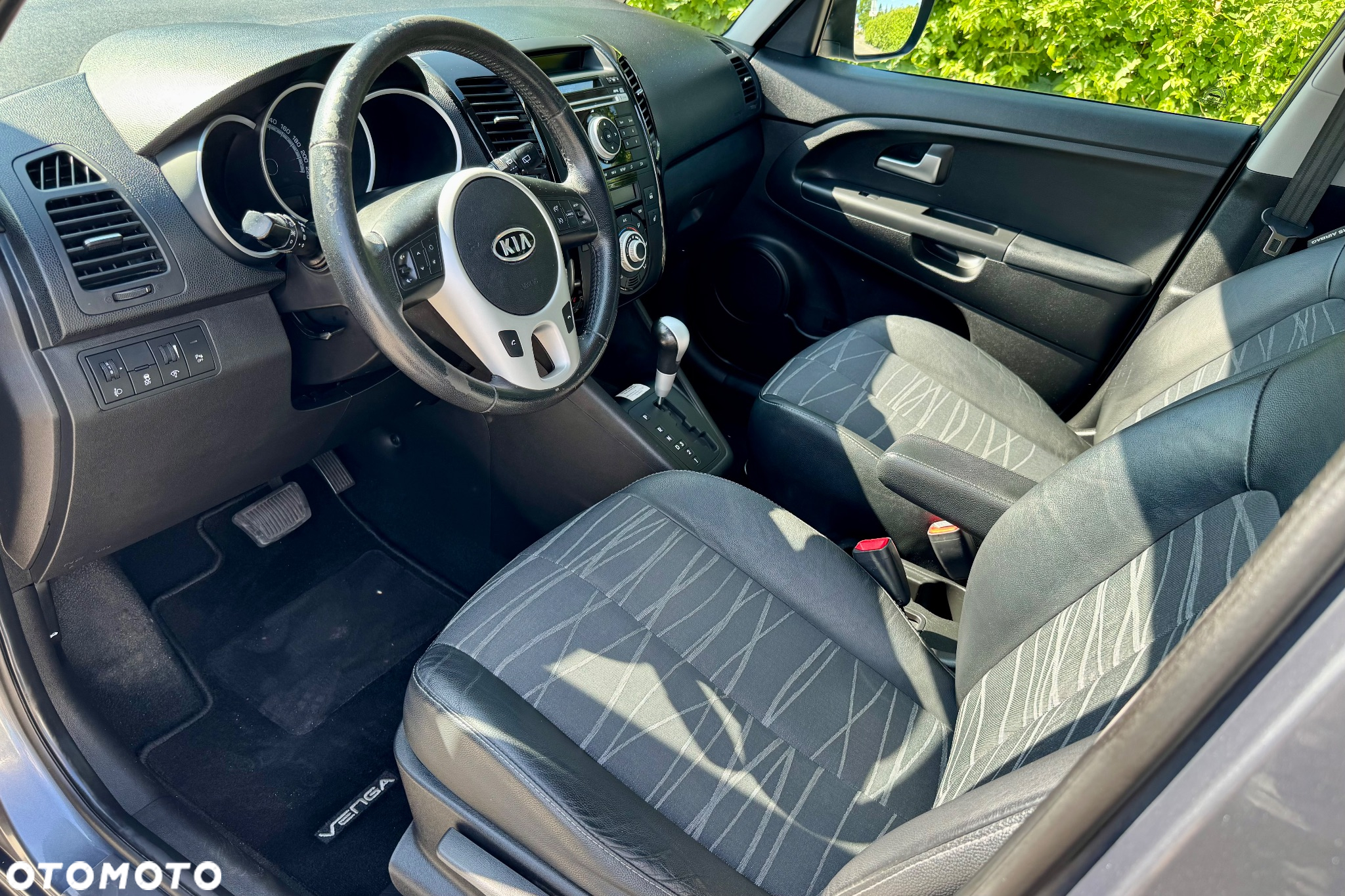 Kia Venga - 13