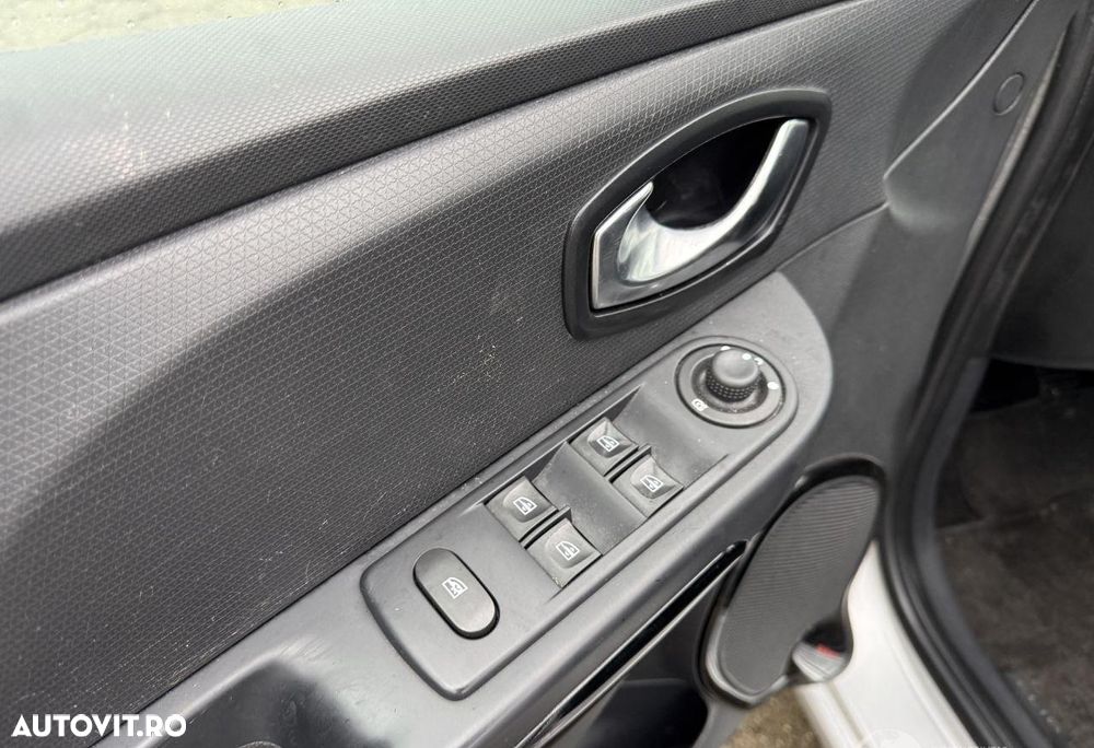 Renault Clio Energy dCi Intens - 26