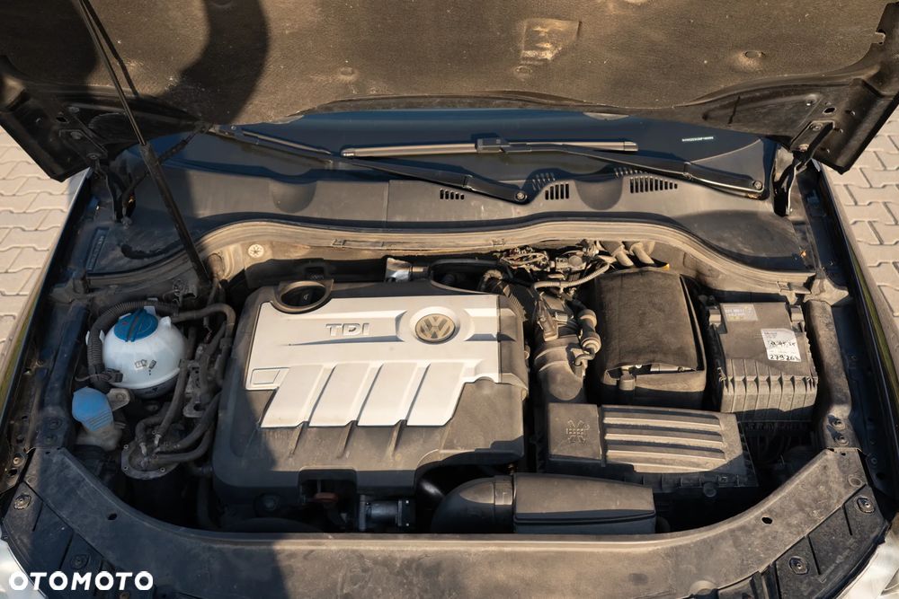 Volkswagen Passat 2.0 TDI Comfortline - 13