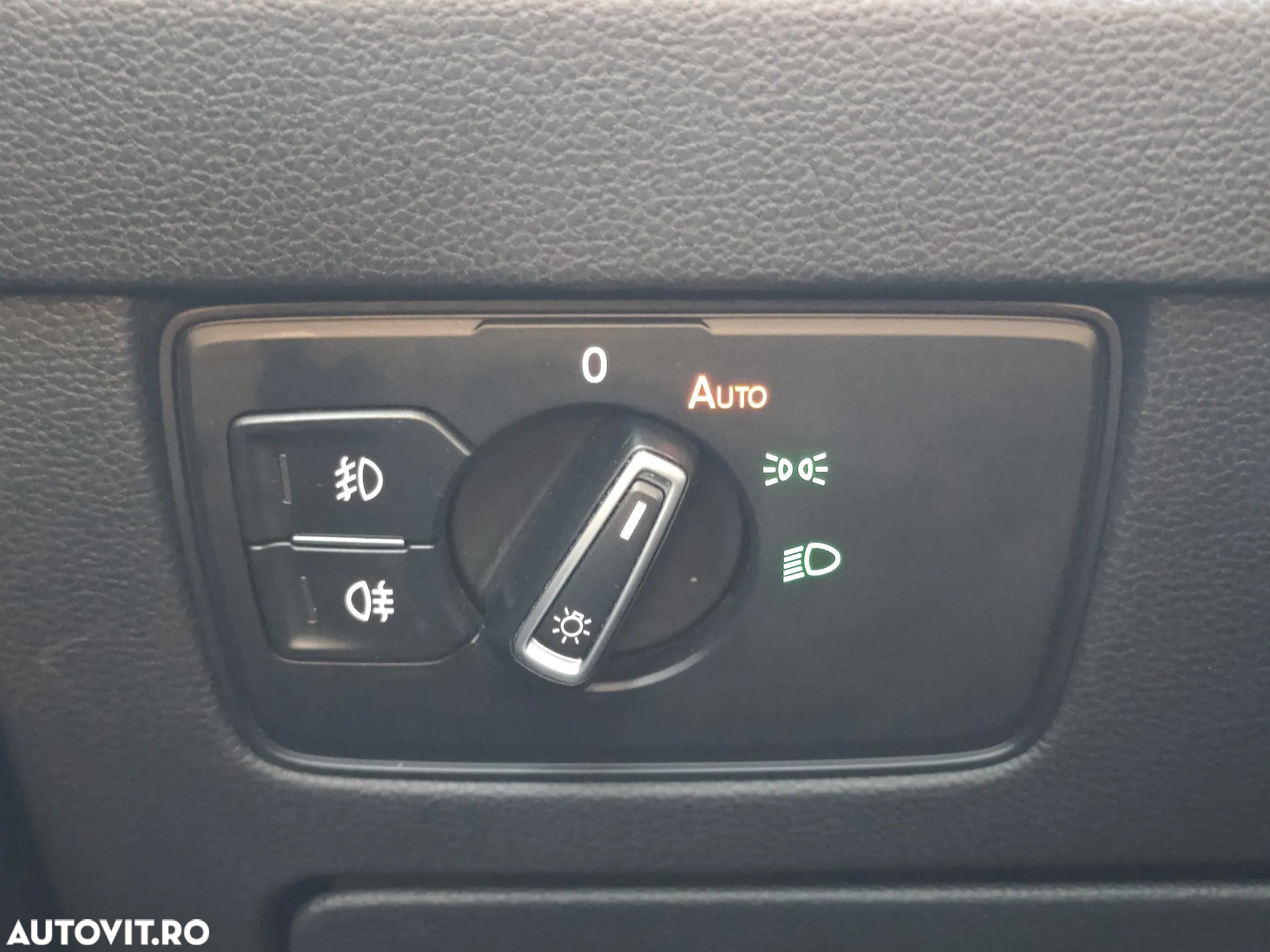 Volkswagen Passat 2.0 TDI Comfortline - 16