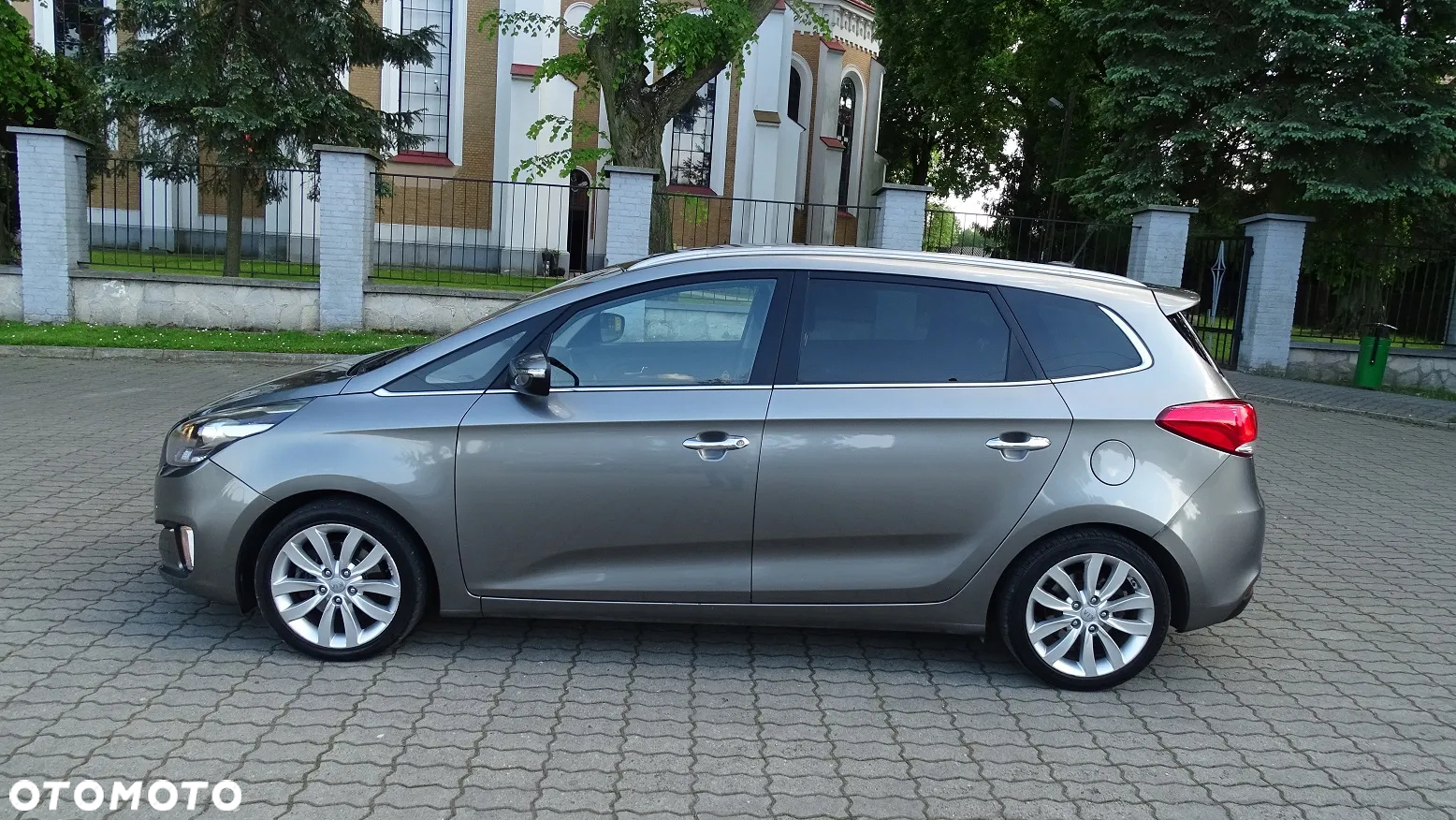 Kia Carens 1.7 CRDi M 7os - 5