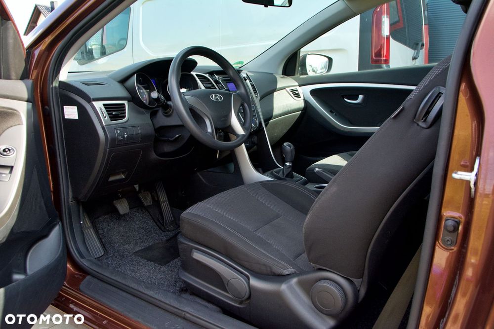 Hyundai i30 - 16