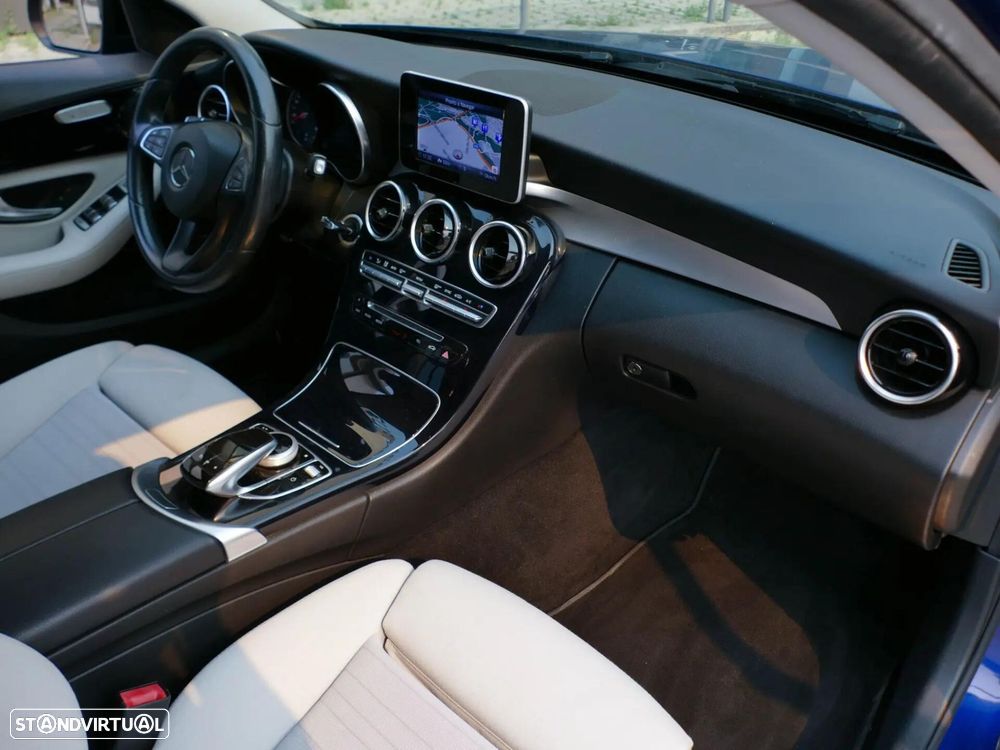 Mercedes-Benz C 300 h Avantgarde+ - 29