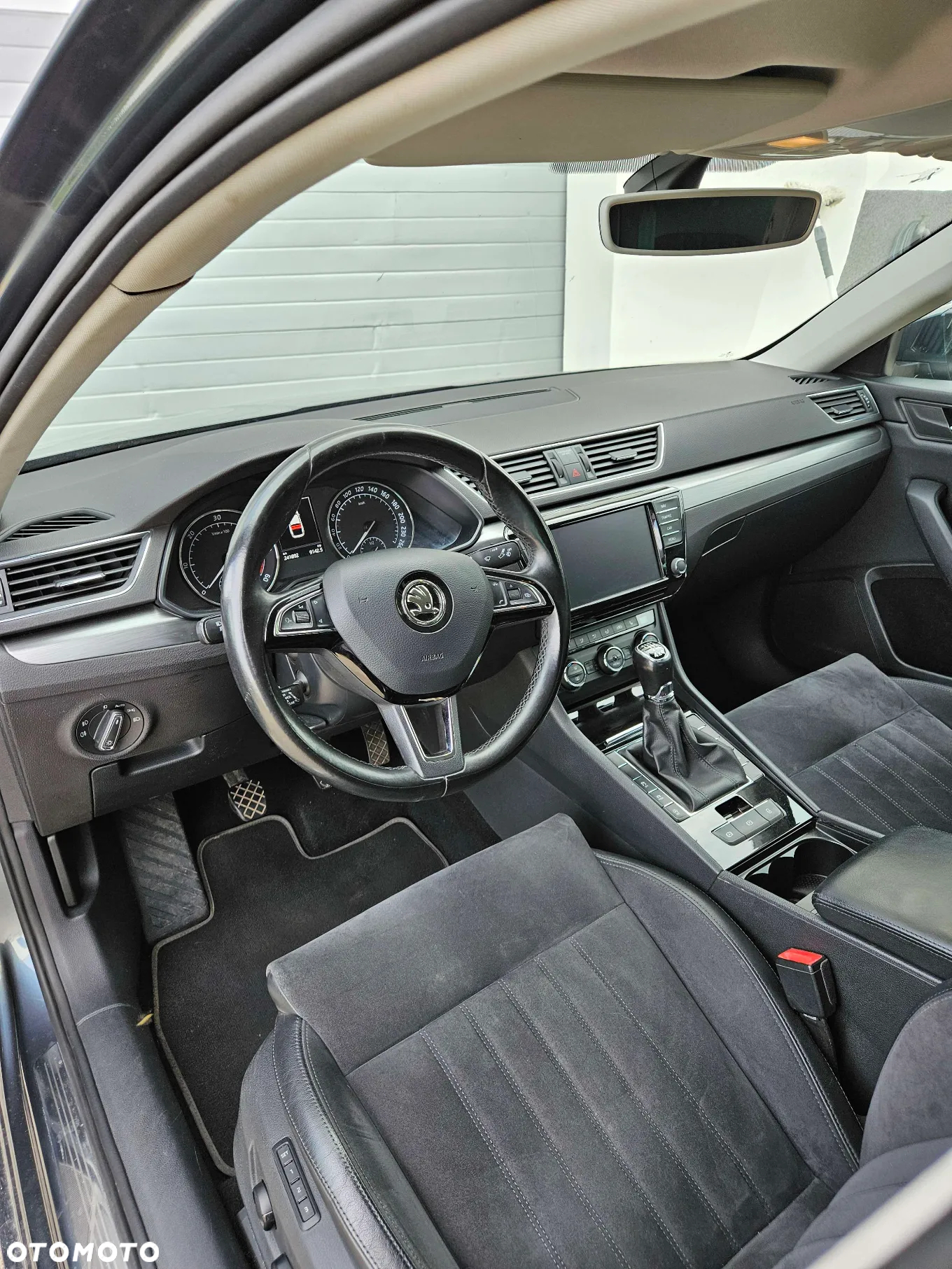 Skoda Superb 2.0 TDI 4x4 Style - 14