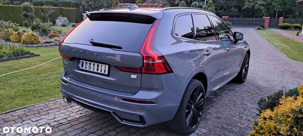 Volvo XC 60 T8 Plug-In Hybrid AWD Plus Black Edition - 5