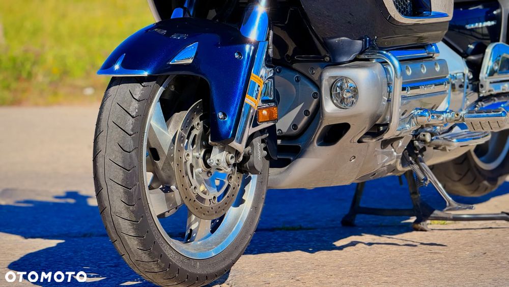 Honda GL - 23