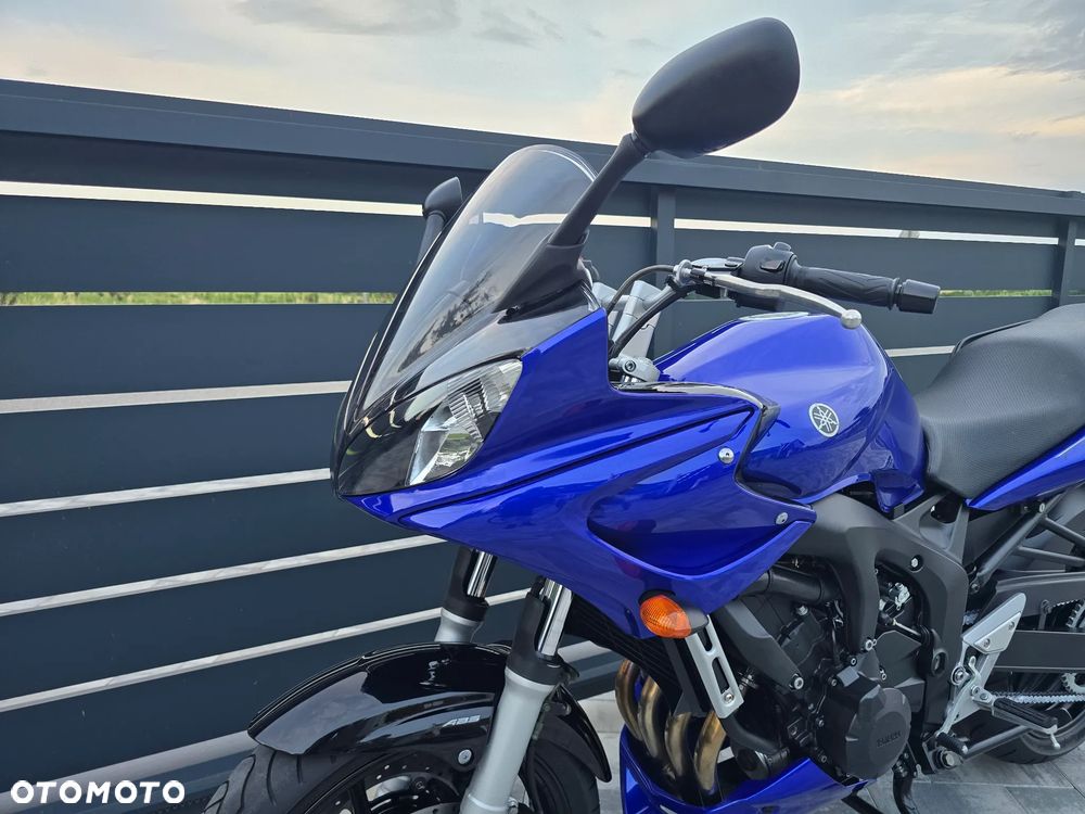 Yamaha FZ6 - 12