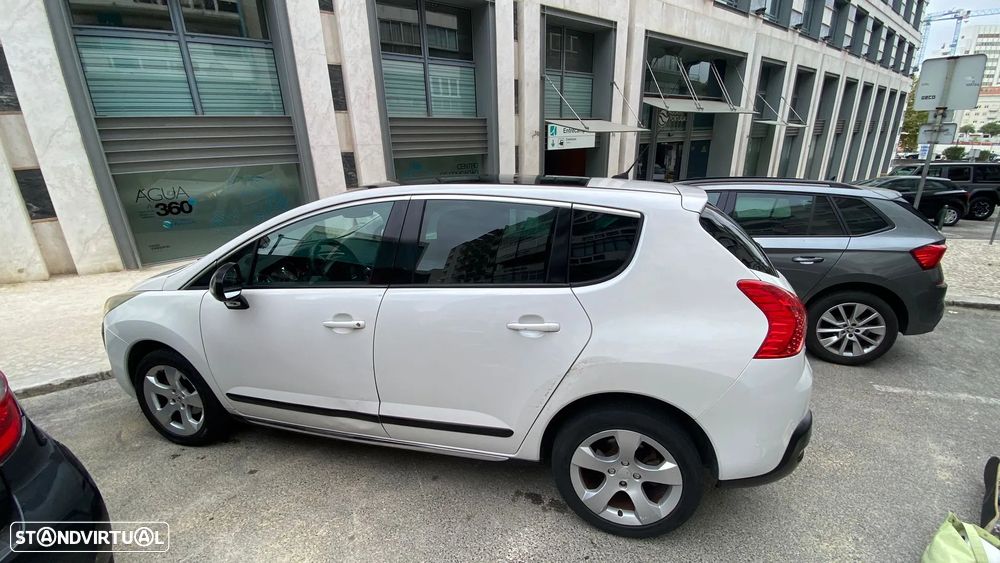 Peugeot 3008 1.6 HDi Executive CMP6 - 3