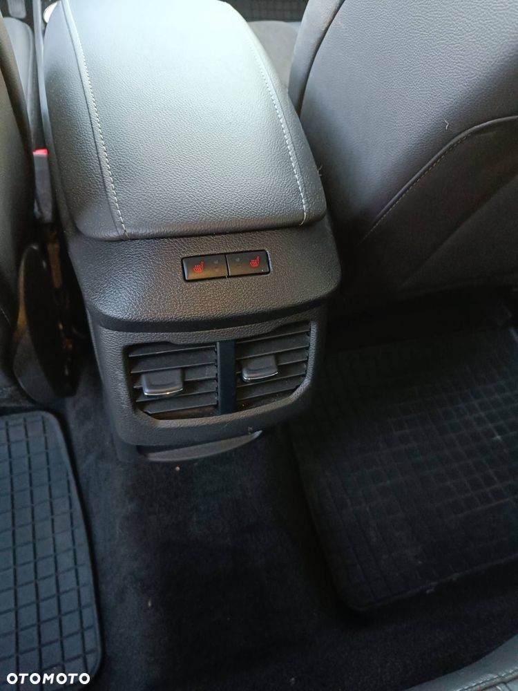 Ford Mondeo 2.0 TDCi Bi-Turbo Titanium PowerShift - 10