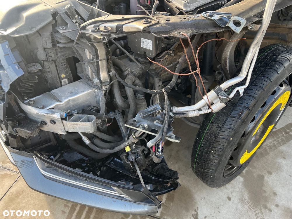 Audi A4 Avant 2.0 TDI S tronic quattro sport - 25