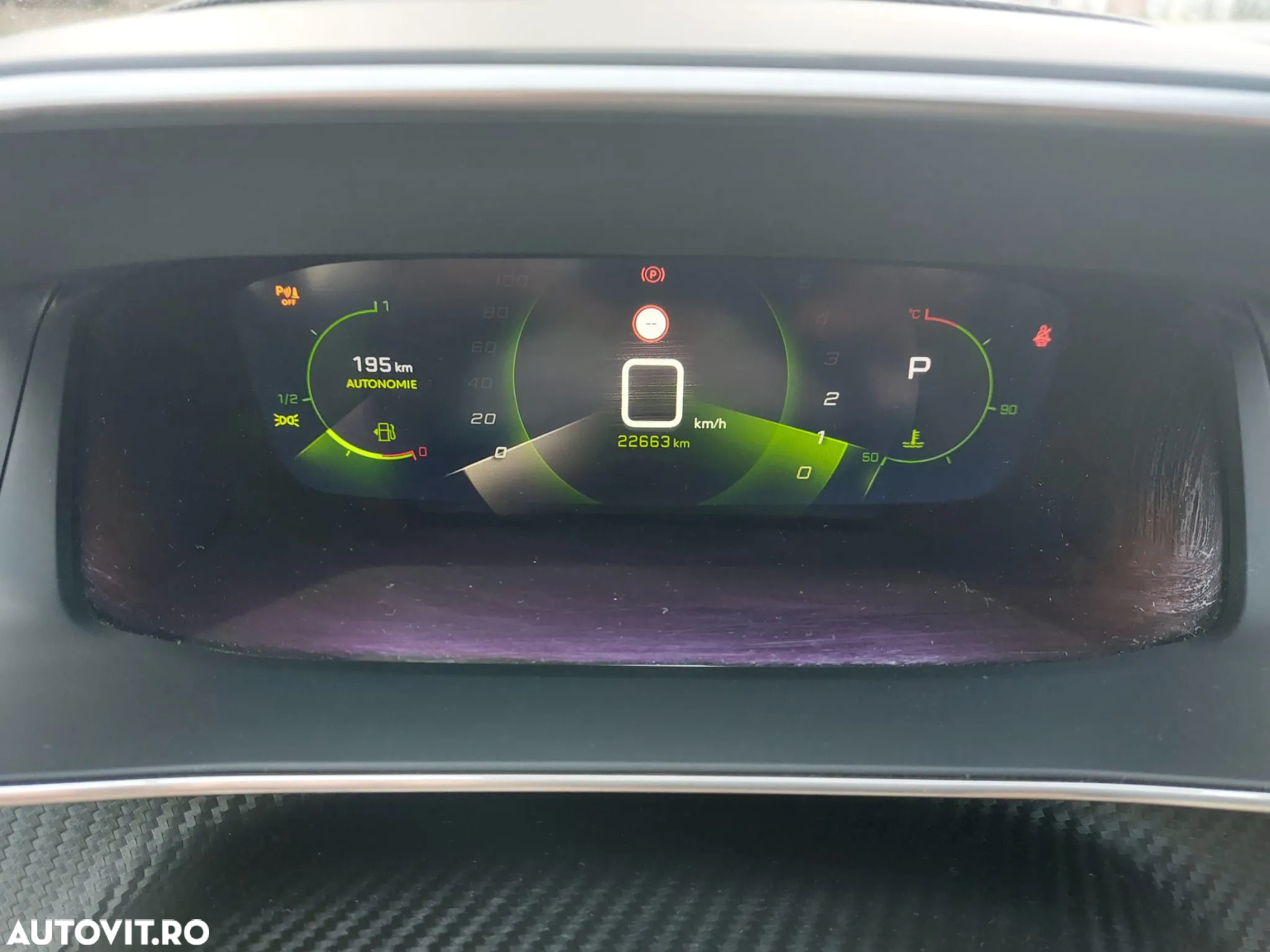 Peugeot 2008 1.2 PureTech EAT8 STT Allure Pack - 16
