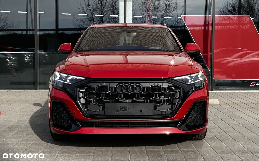 Audi Q8 - 10