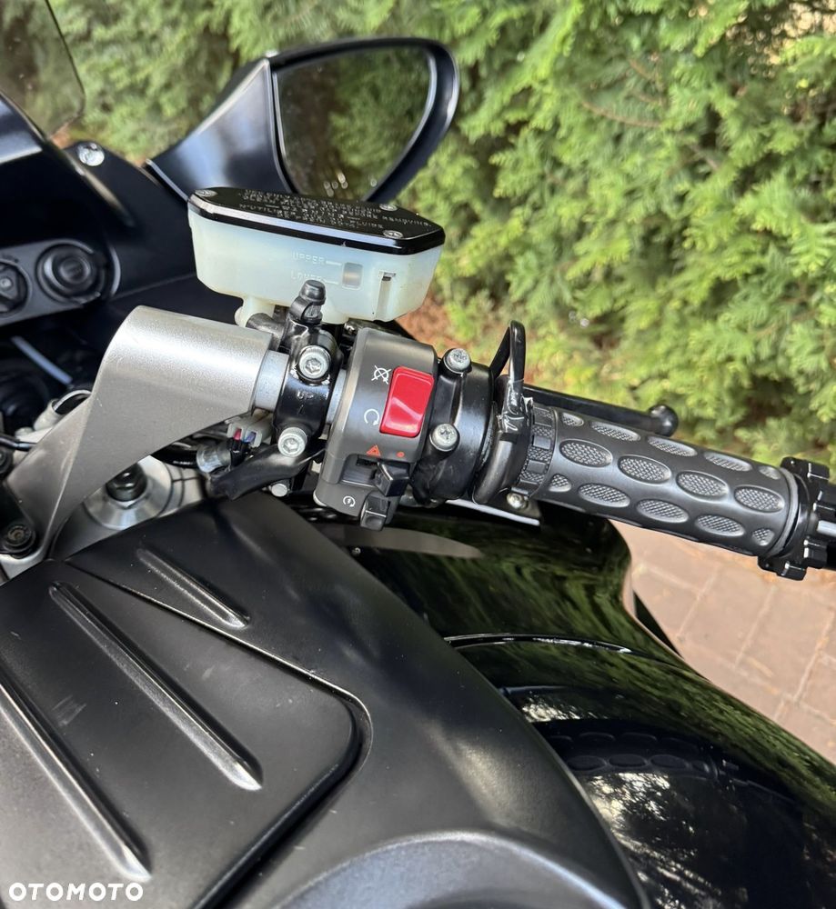 Kawasaki GTR - 21