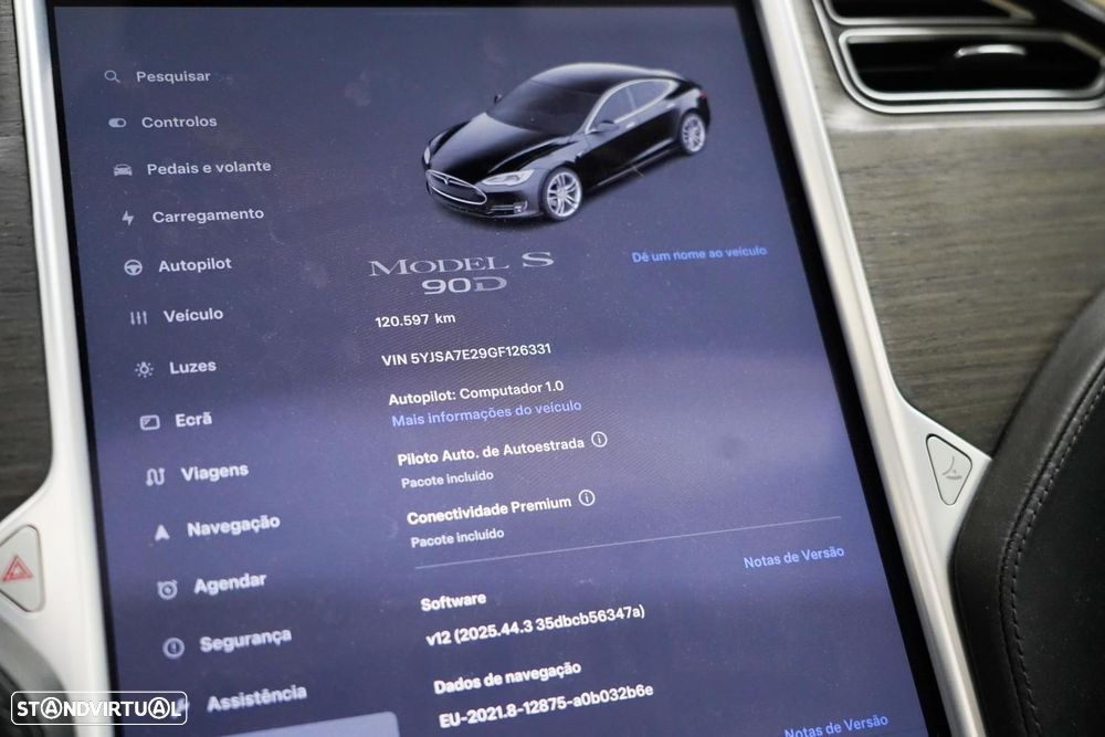 Tesla Model S 90D - 18