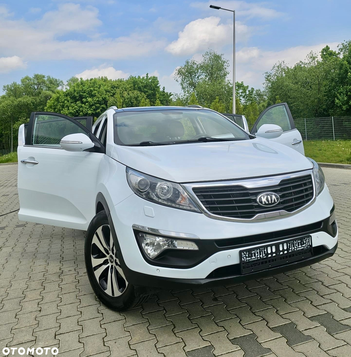 Kia Sportage 1.7 CRDI 2WD Dream-Team Edition - 9