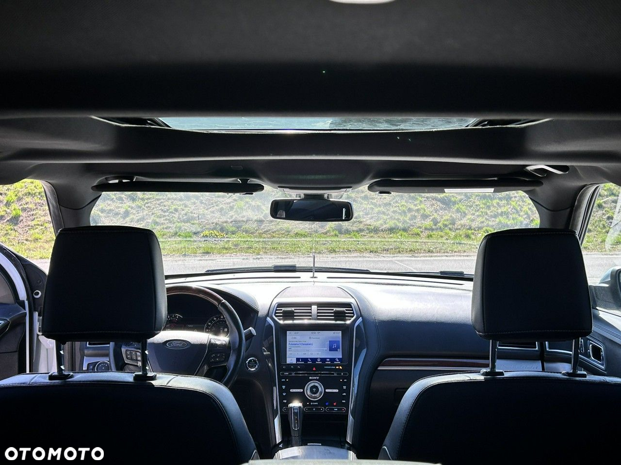 Ford Explorer - 19