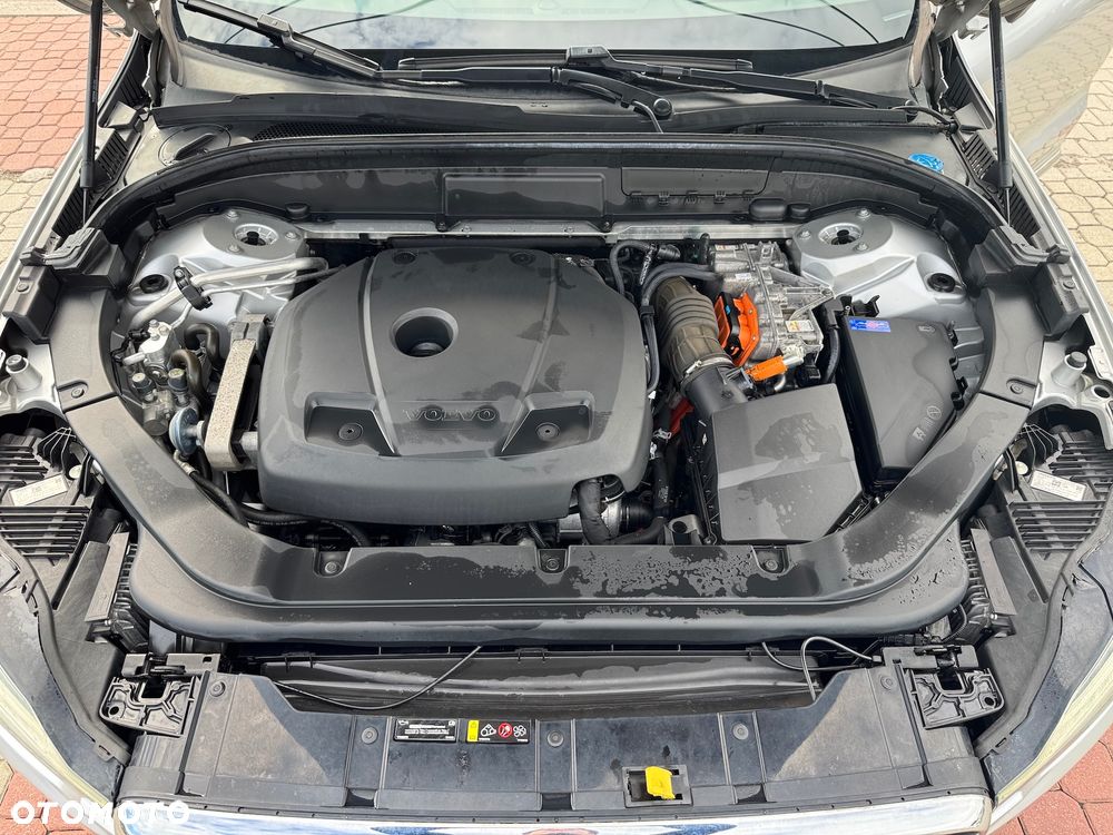 Volvo XC 60 T8 Plug-In Hybrid AWD Inscription - 12