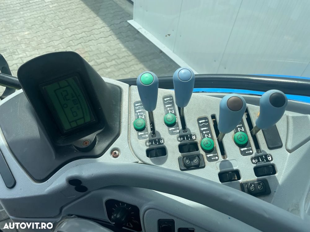 New Holland T6080 - 19