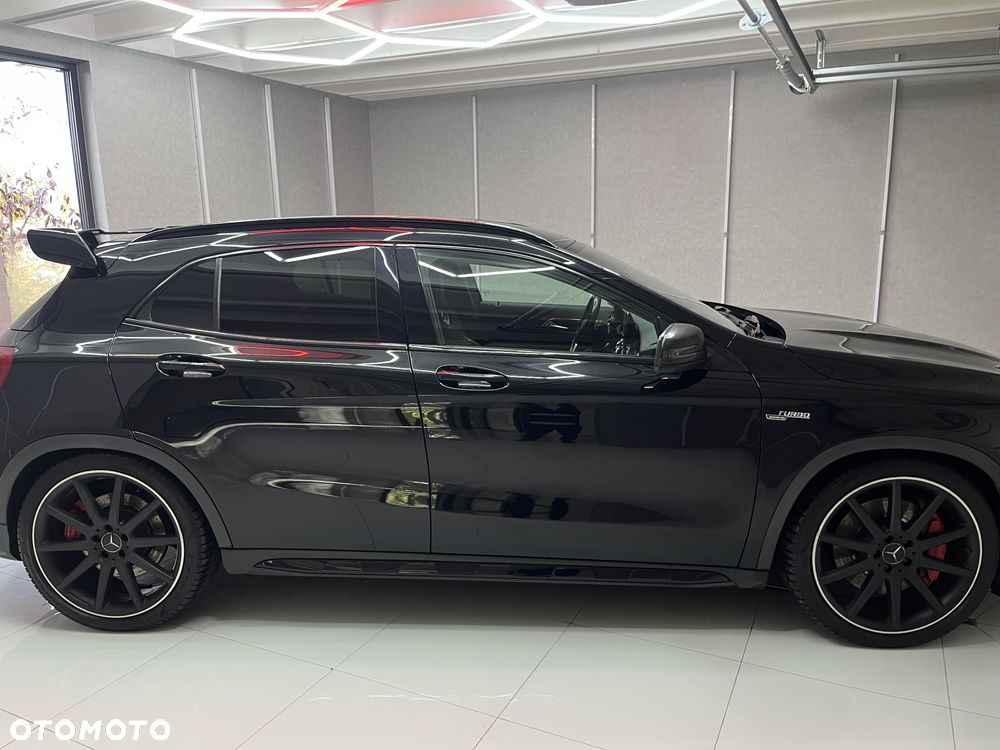 Mercedes-Benz GLA 45 AMG 4-Matic - 2