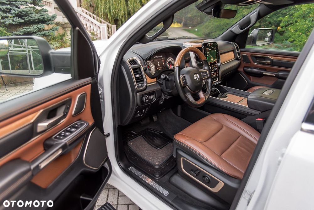 Dodge RAM - 24