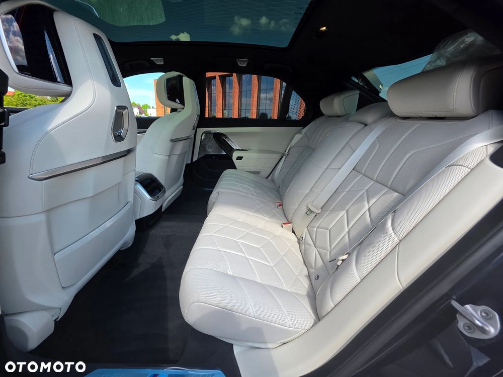 BMW Seria 7 740d xDrive mHEV M Sport sport - 12
