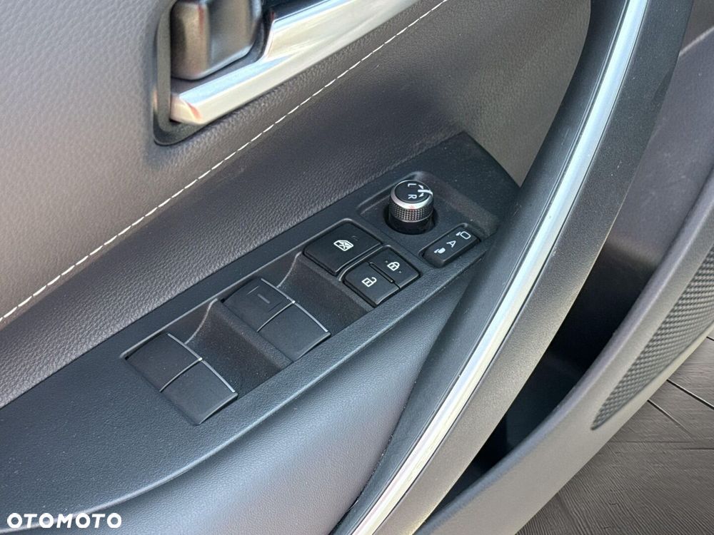 Toyota Corolla 2.0 Hybrid Style - 21