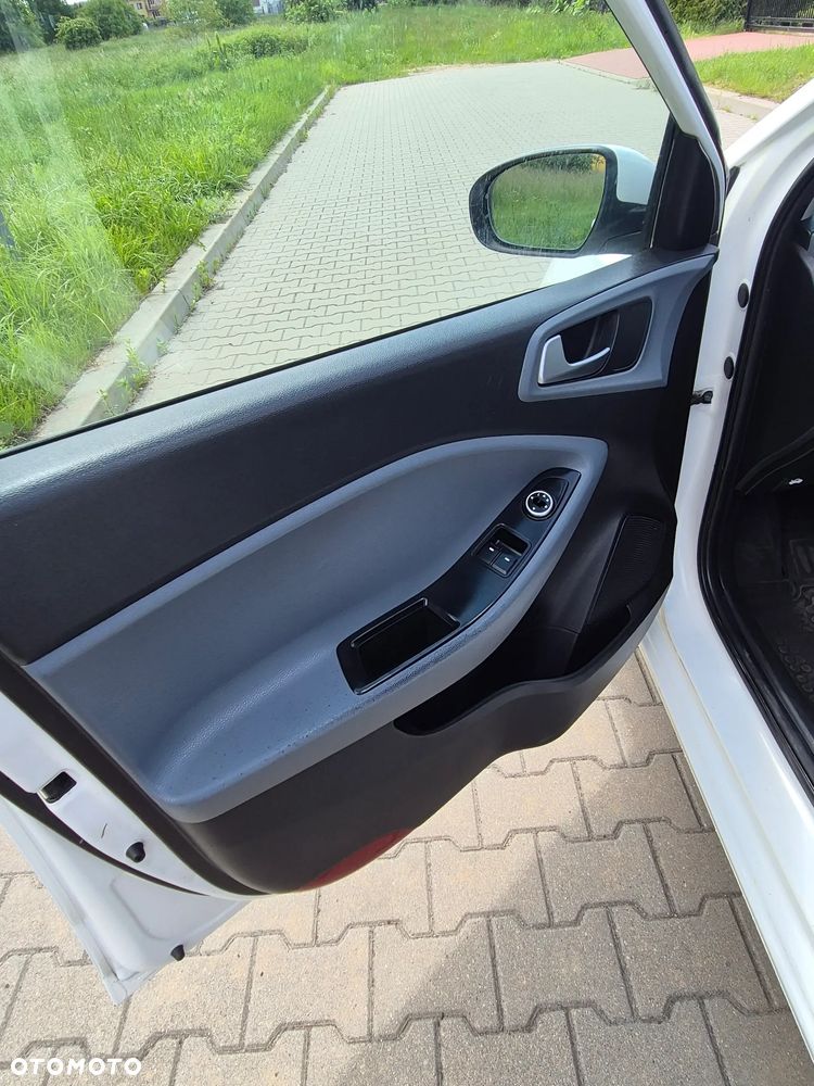 Hyundai i20 1.2 BlueDrive Classic - 10