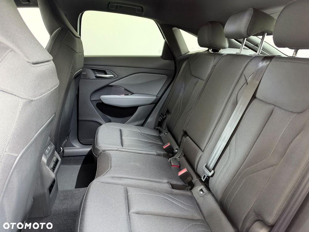 Audi Q3 Sportback - 14