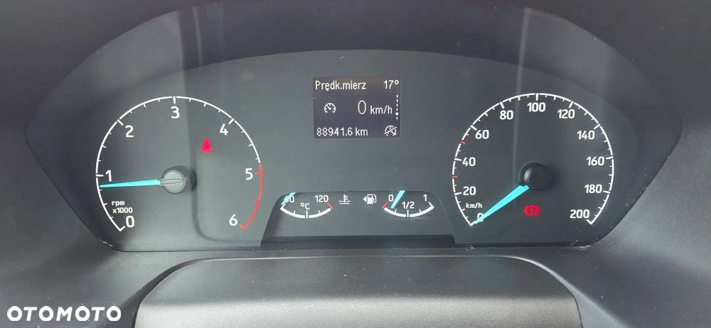 Ford Transit Custom - 12