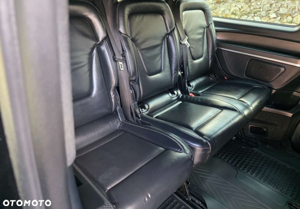 Mercedes-Benz Klasa V - 30