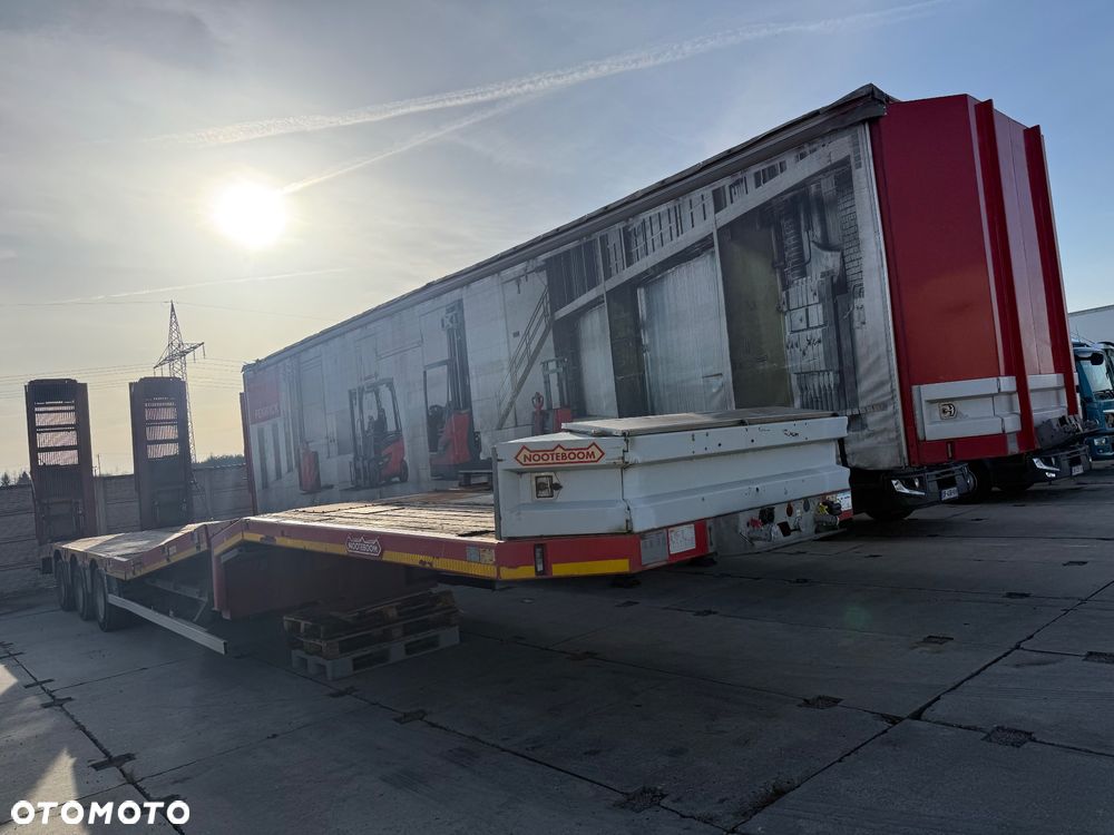 Nooteboom Nooteboom / 3 Osie / Skrętna oś / Osie SAF / Najazdy hydrauliczne + balkon / Poszerzenia / Sprowadzona / STAN BDB / / / - 24