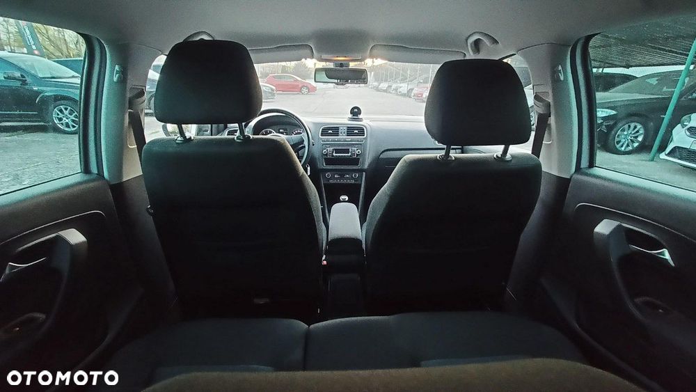 Volkswagen Polo 1.4 16V Trendline - 24