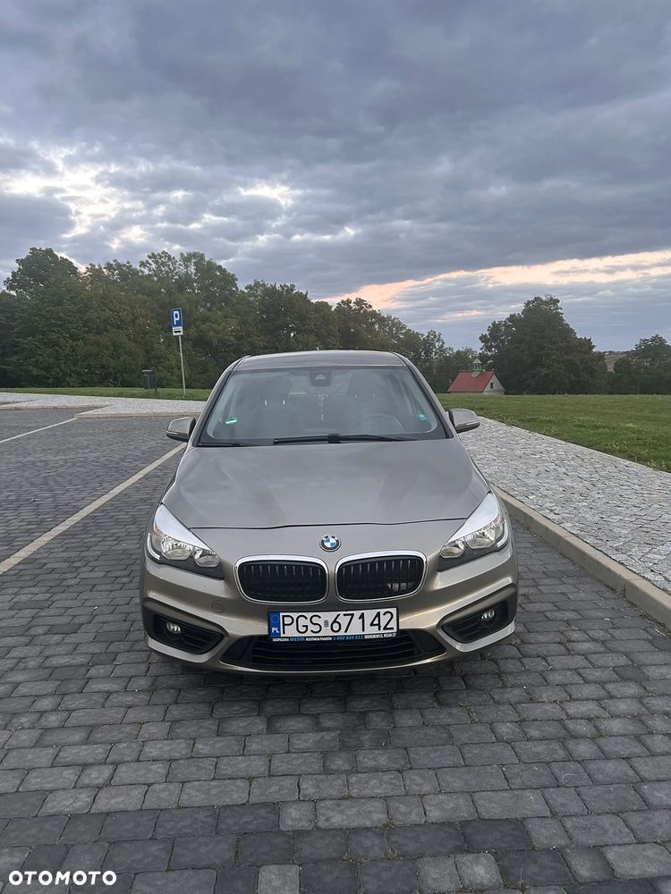BMW Seria 2 218i - 2