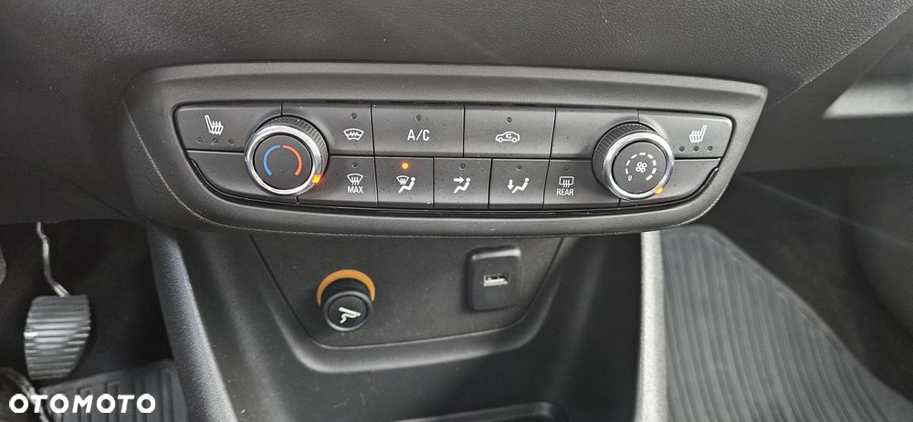 Opel Crossland X 1.2 Innovation - 18