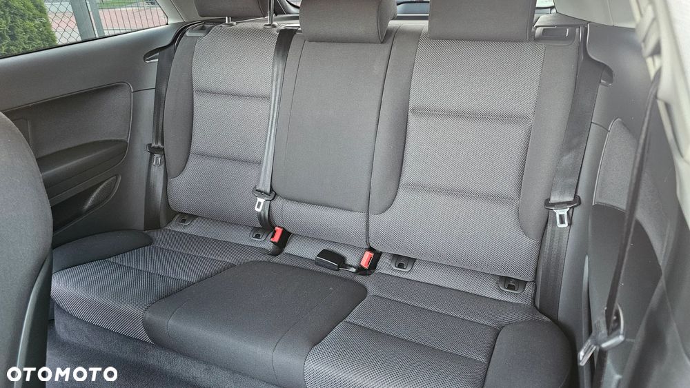 Audi A3 3-drzwiowe 1.6 Ambiente - 11
