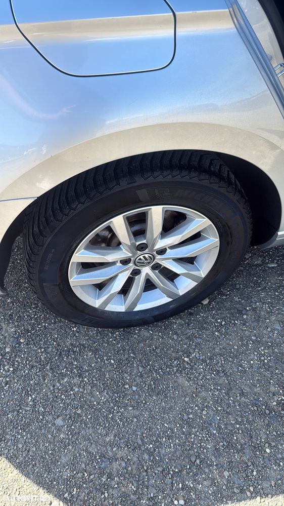 Volkswagen Passat 2.0 TDI DSG Comfortline - 5