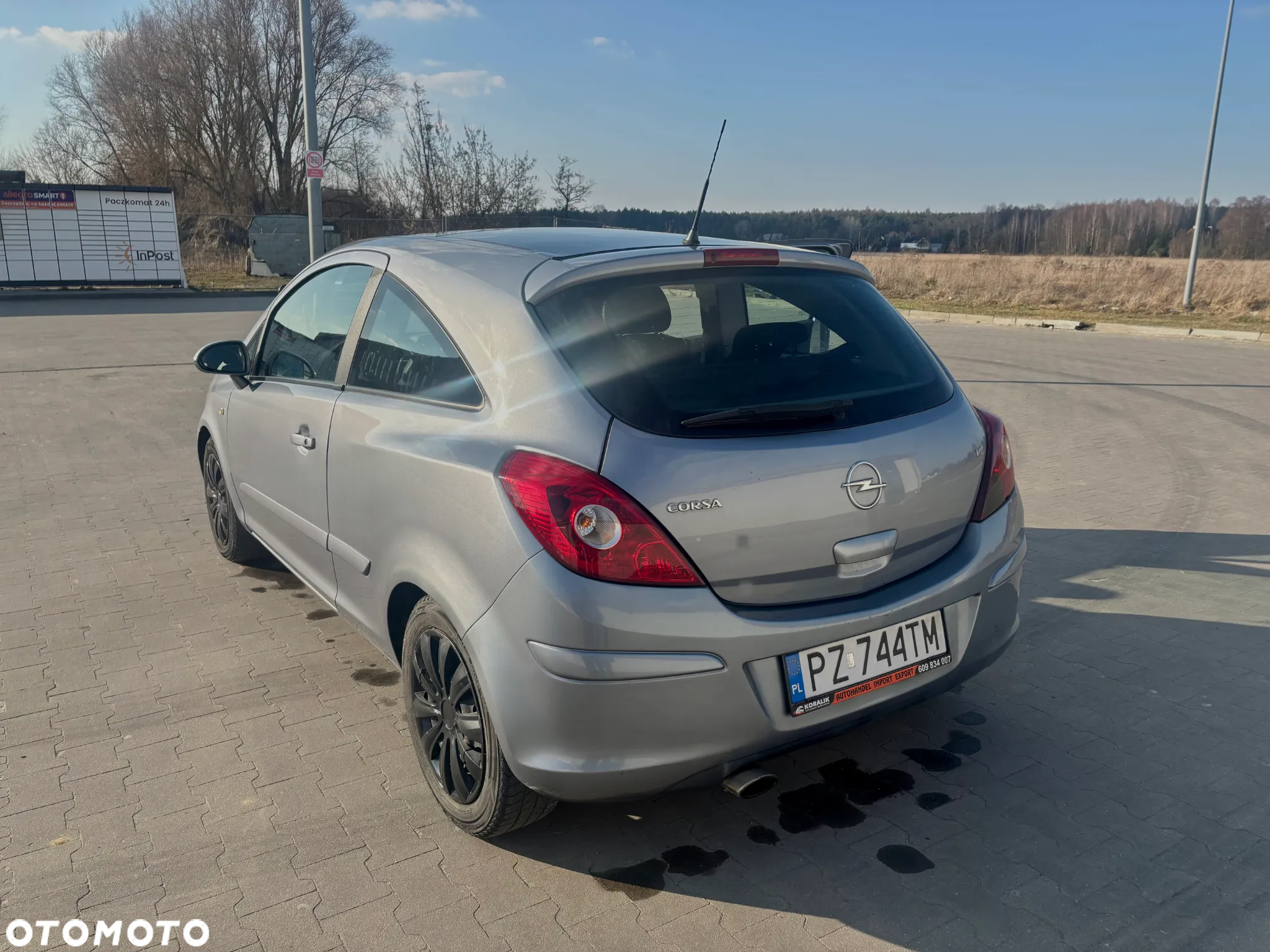 Opel Corsa 1.4 16V Enjoy - 3