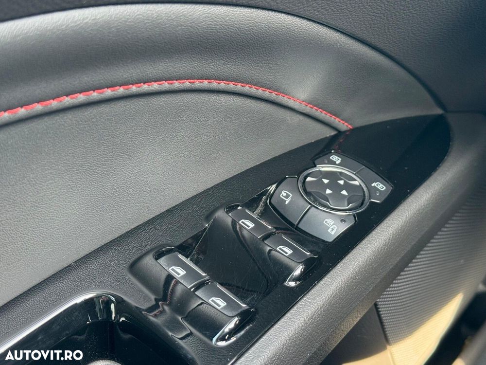 Ford Mondeo 2.0 HEV ST Line High - 20