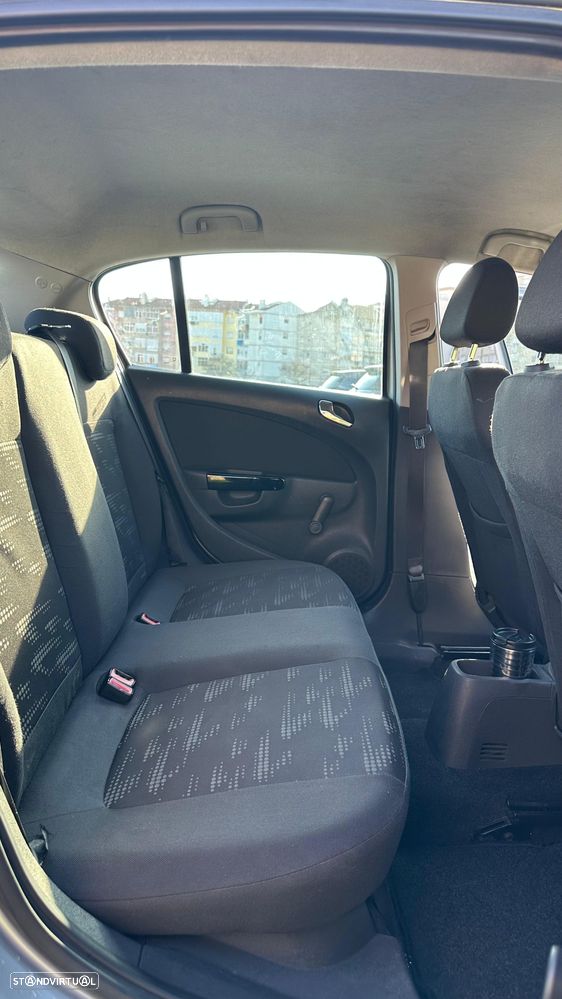 Opel Corsa 1.3 CDTI Enjoy EcoFLEX - 4