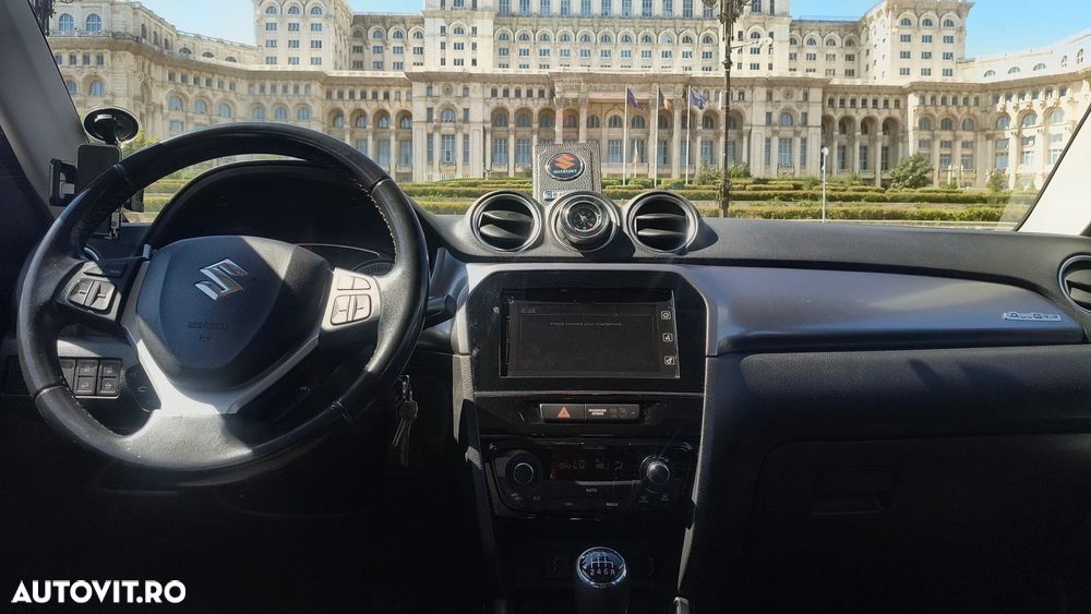 Suzuki Vitara - 5